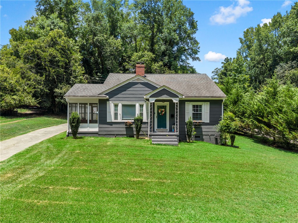311 Woodland Drive — photo