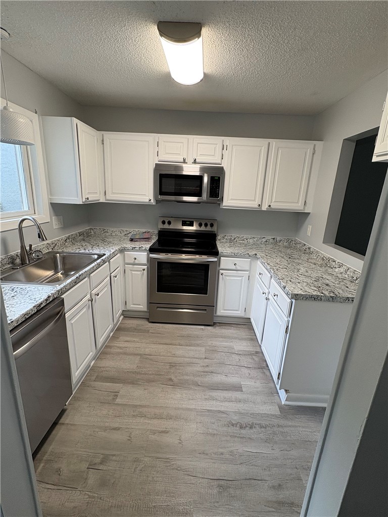1803 Northlake Drive — photo