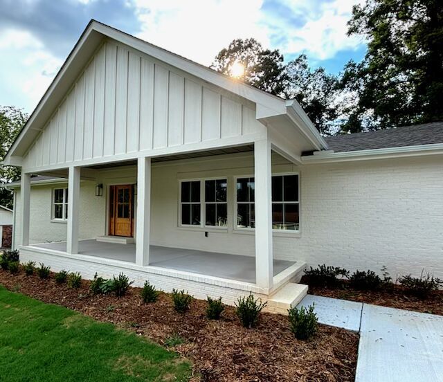 128 Poinsettia Drive — photo