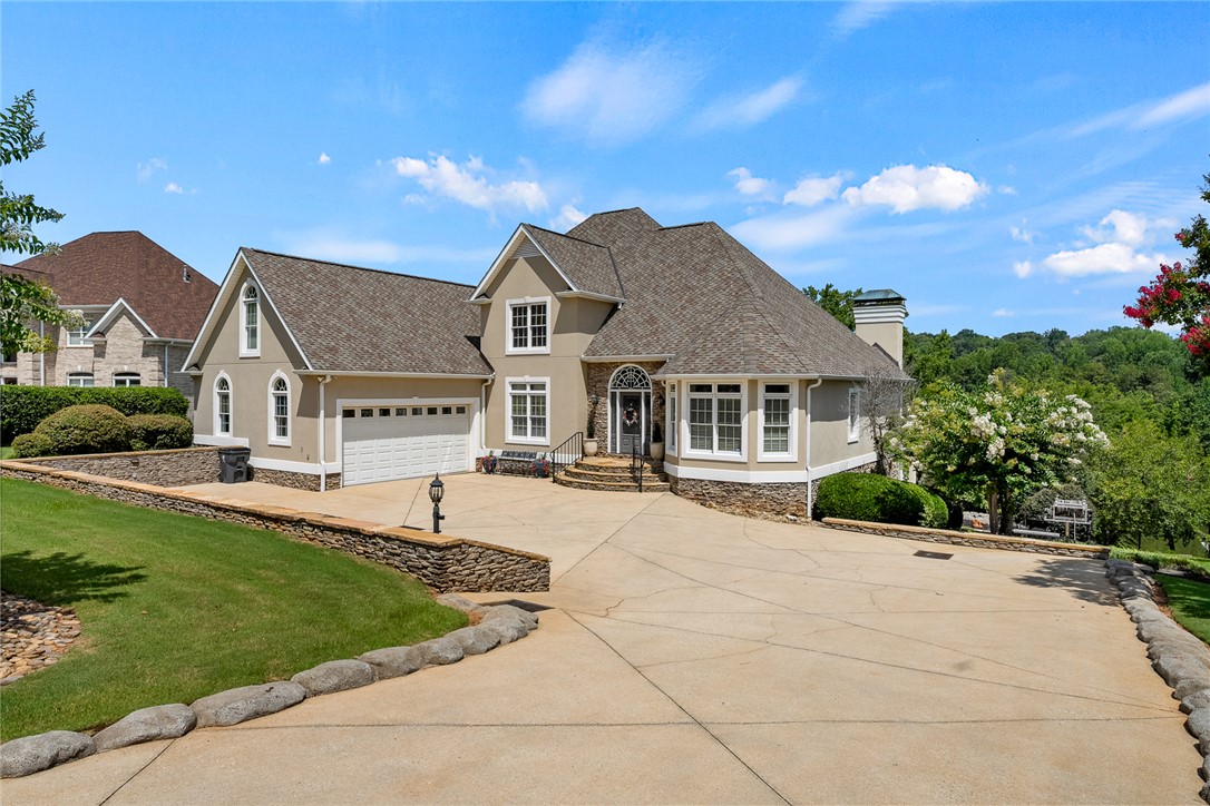 316 Green Hill Drive — photo