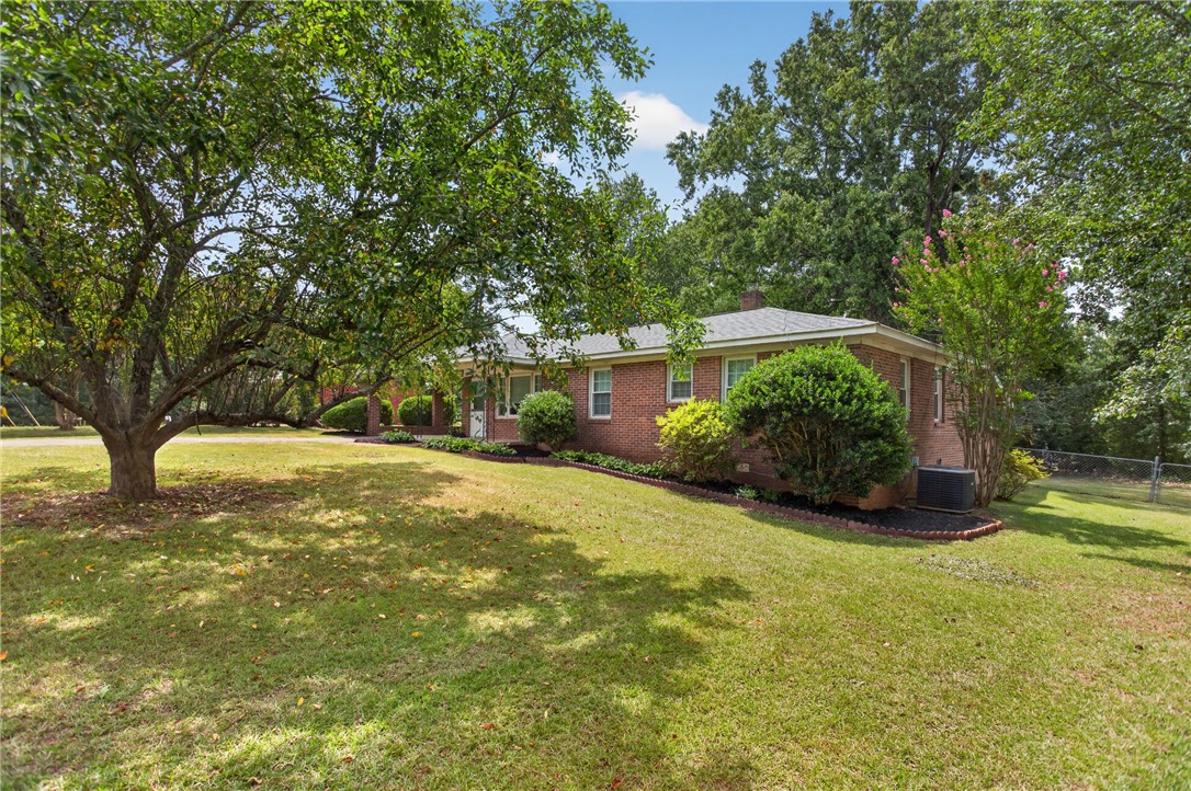 303 Evergreen Forest Drive — photo