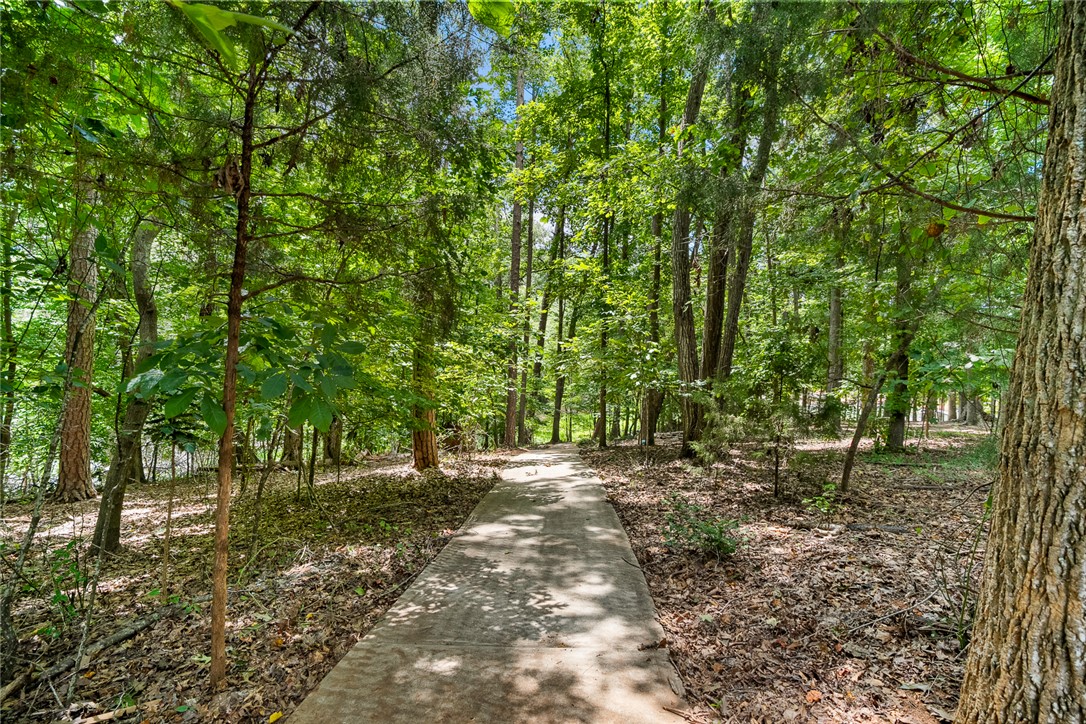 1420 Hunters Trail — photo