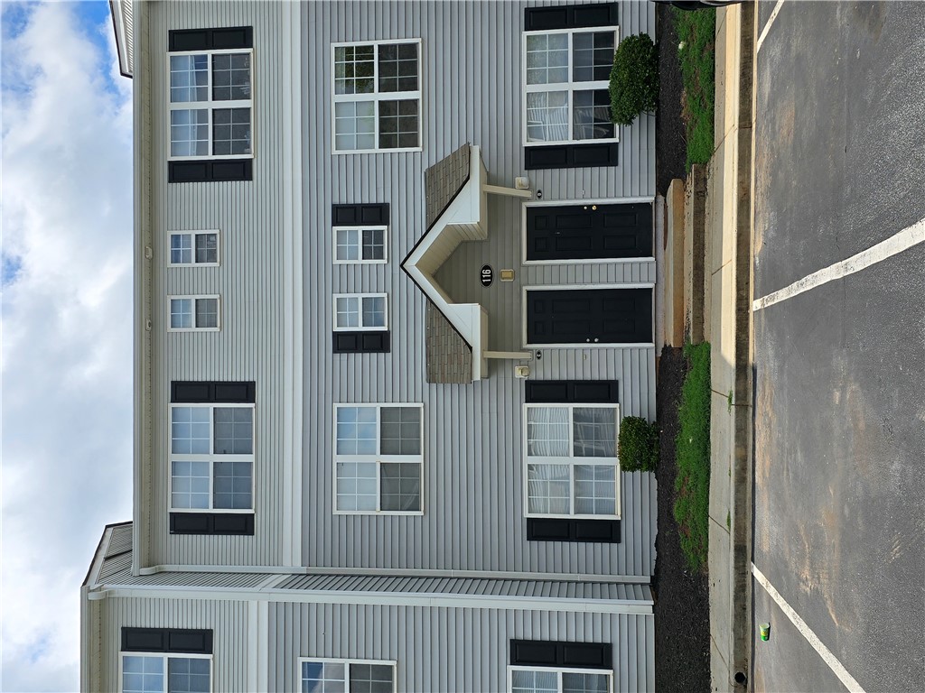 116 University Village Drive D — photo