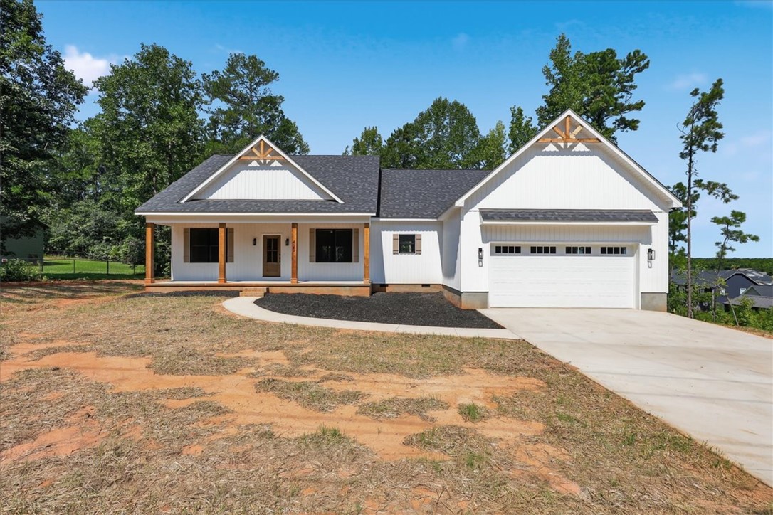 420 Lakeside Drive — photo