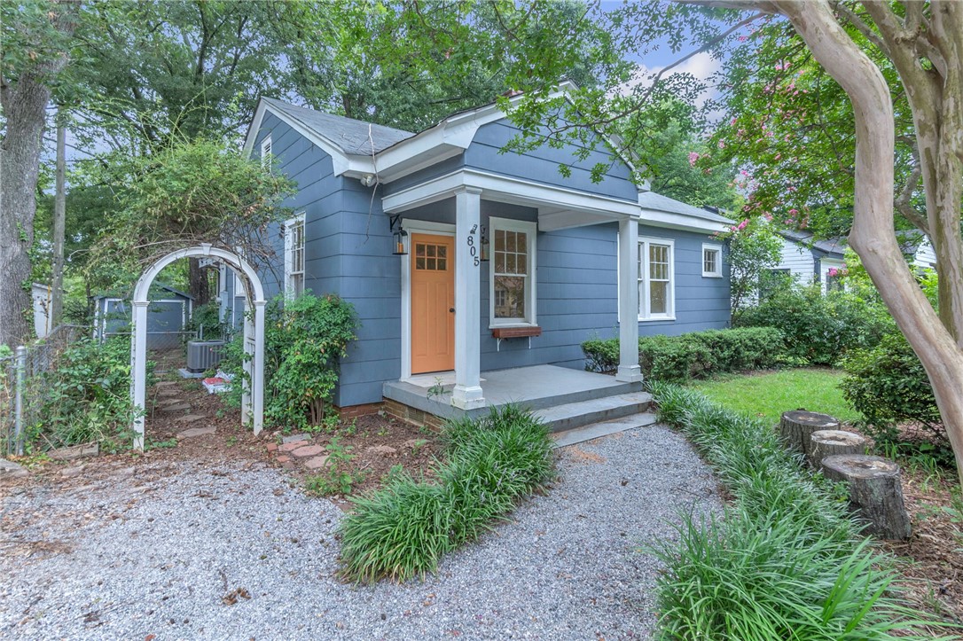 805 S Manning Street — photo