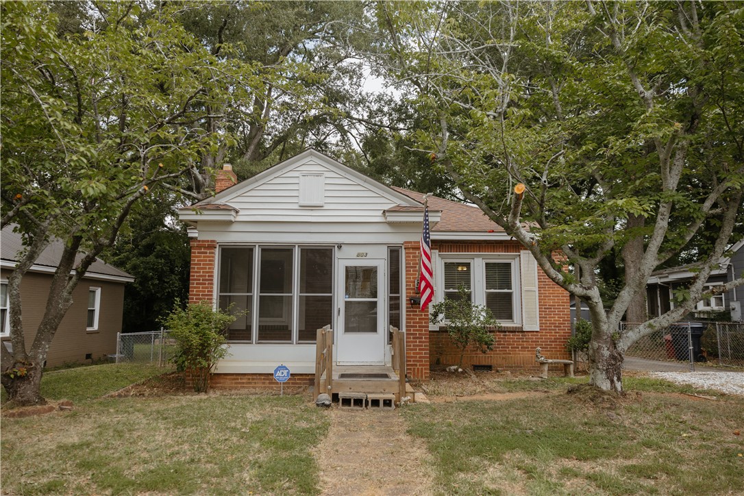 803 S Manning Street — photo