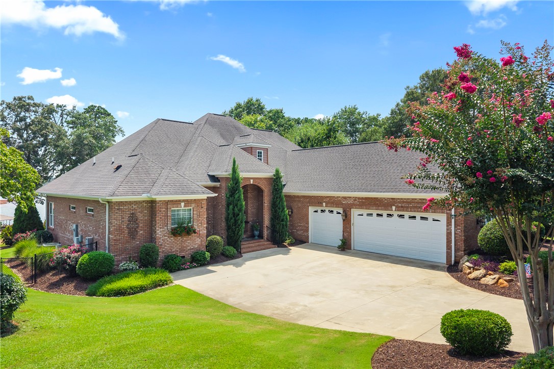 1225 Sunset Lane — photo