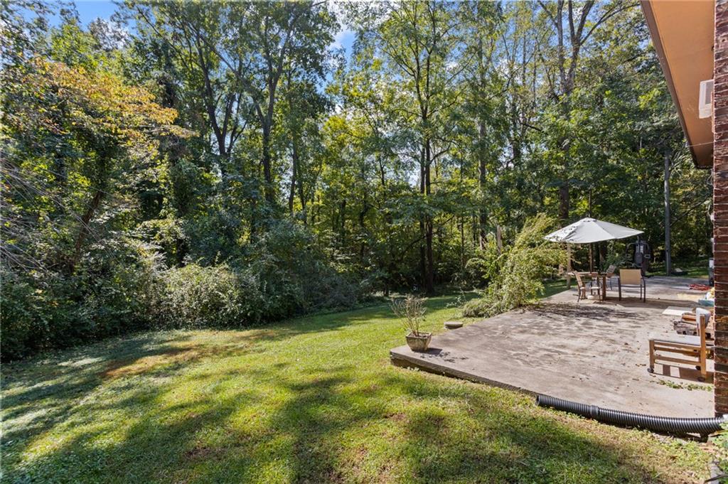 707 Campbell Town Road — photo