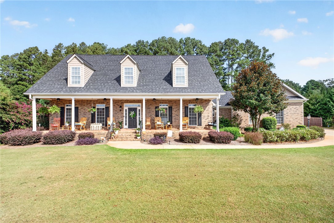 102 Lantern Ridge Drive — photo