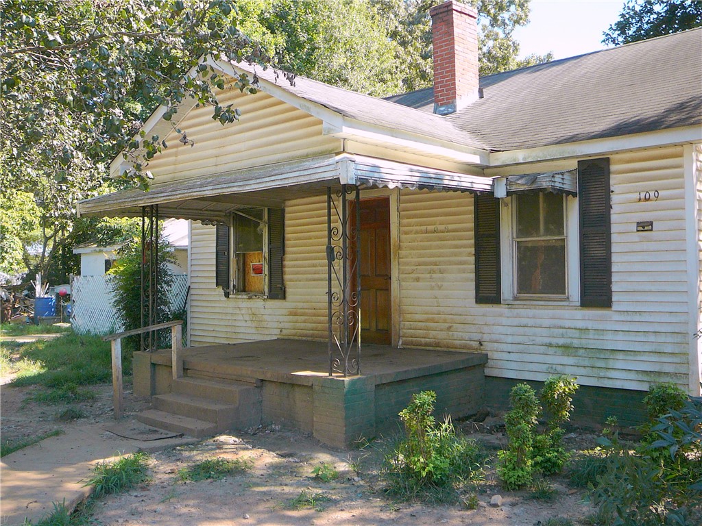 109 W Roosevelt Drive — photo