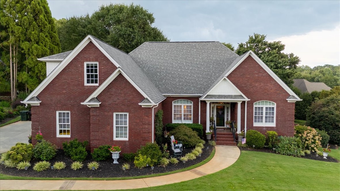 106 Carson Court — photo