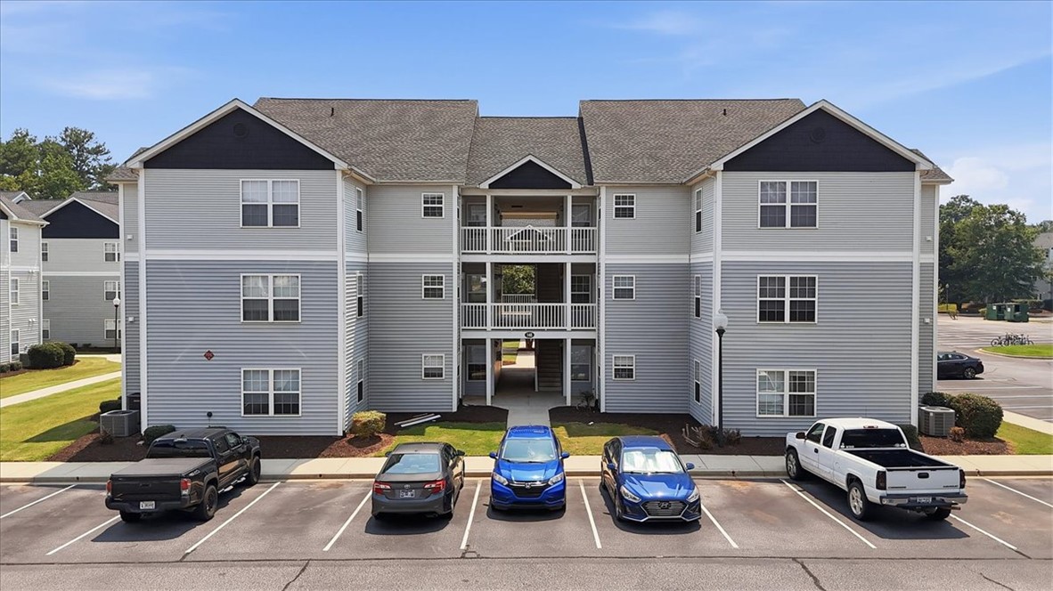 146 University Village Drive — photo