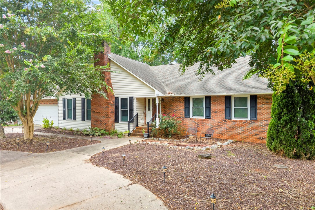 103 Colleton Court, Clemson, SC 29631 — photo 2