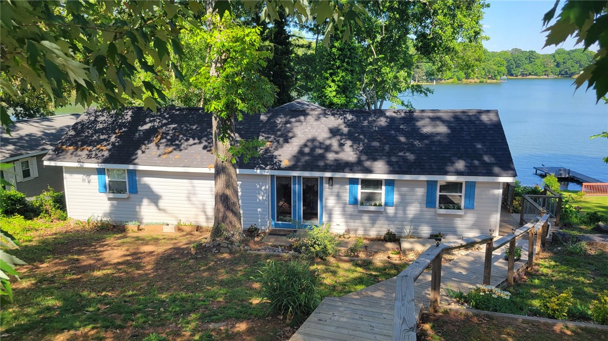 237 Hammond Circle — photo