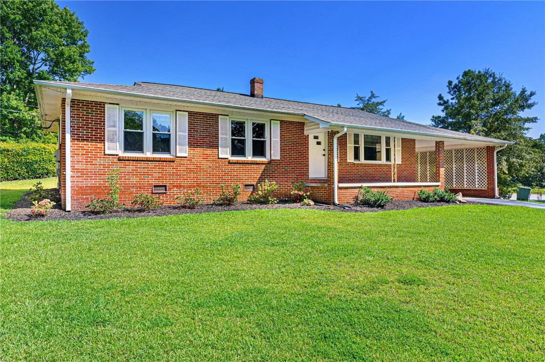 602 Evelyn Drive — photo