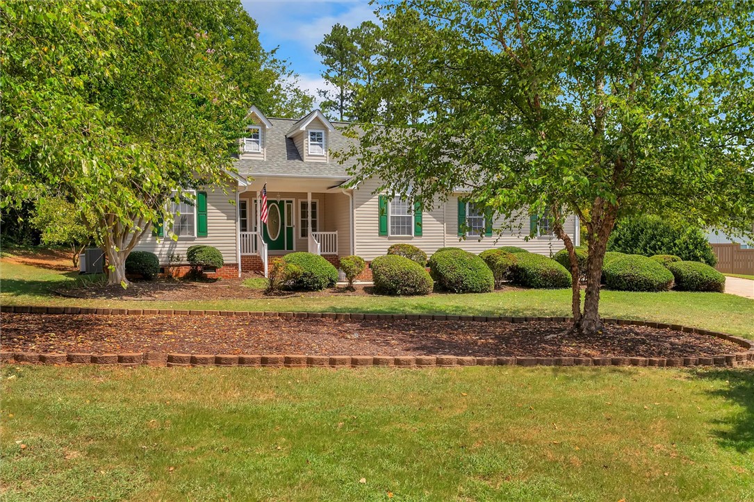 205 Ashford Court — photo