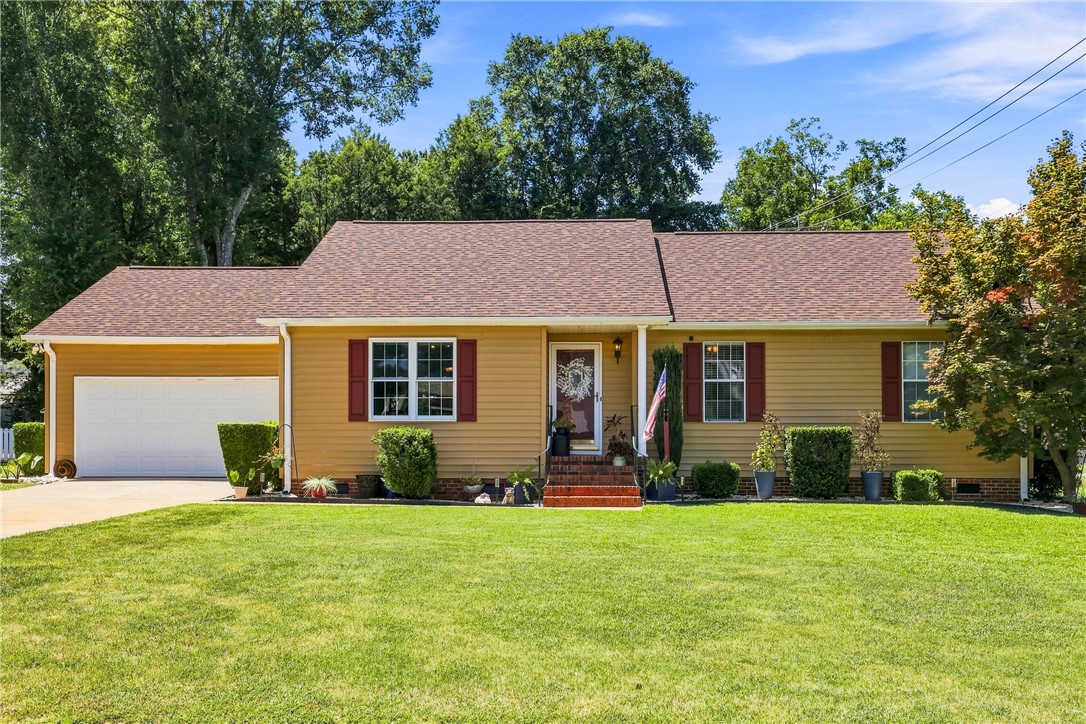 1009 Willow Run Road — photo