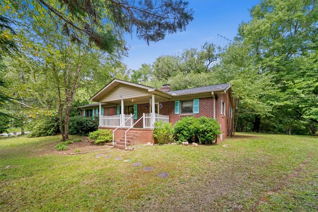 825 Chattooga Ridge Road — photo