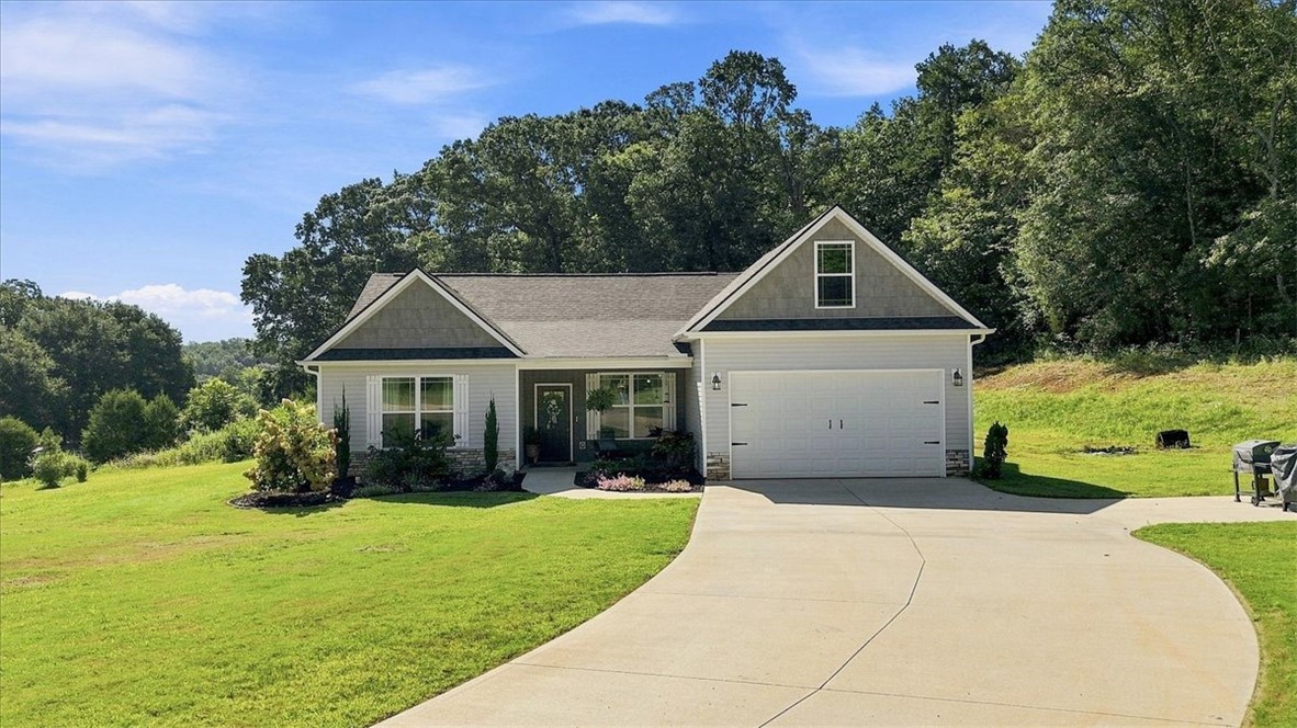 155 Stephens Road — photo