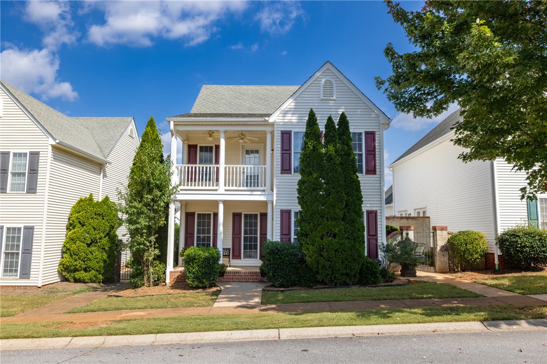 102 Crooked Cedar Way — photo
