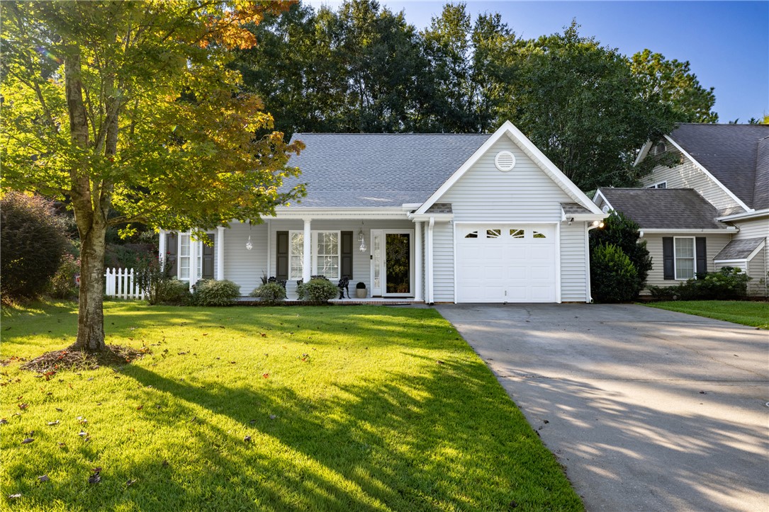 155 Grand Oak Circle — photo