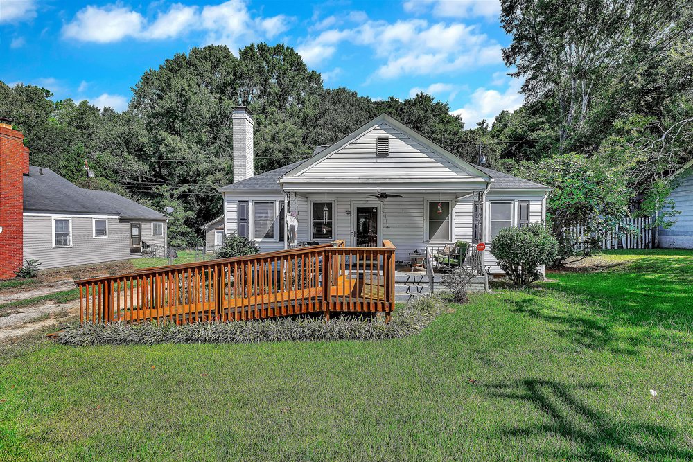 210 Mayfield Drive — photo