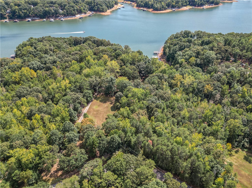 620 Seminole Point Road — photo