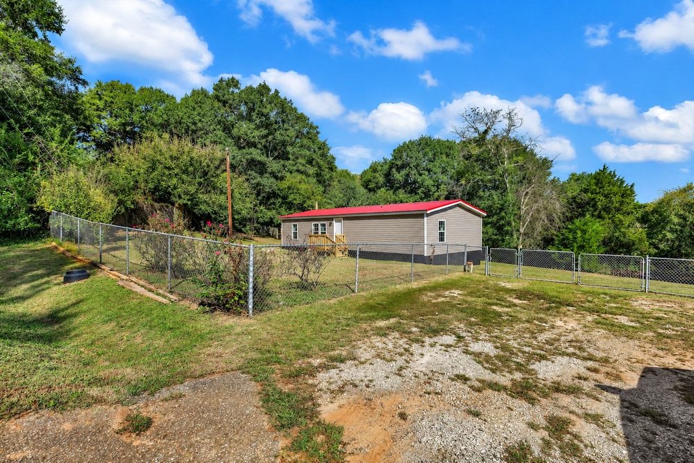 20 Chapman Lane — photo