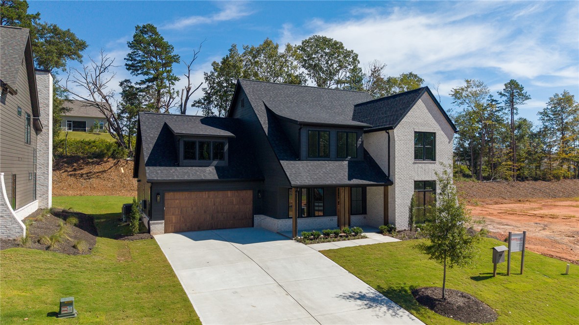 305 Heather Drive — photo