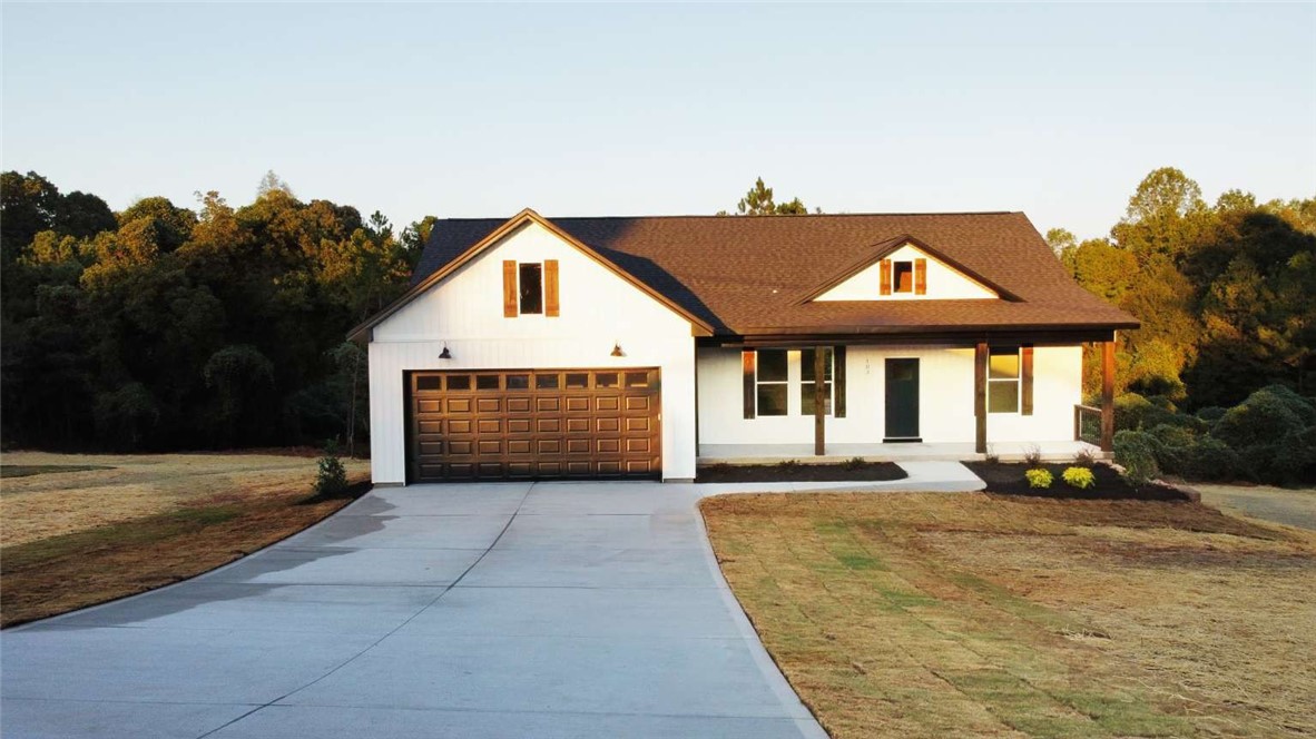 103 Lois Drive — photo