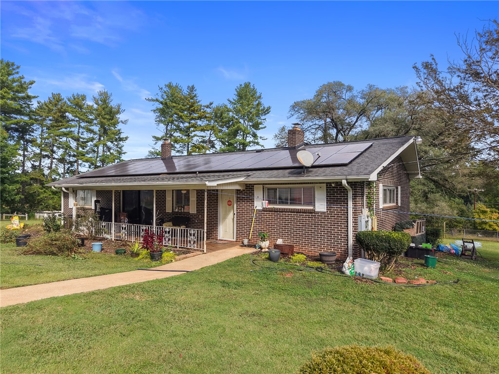 6 Pine Hill Drive — photo