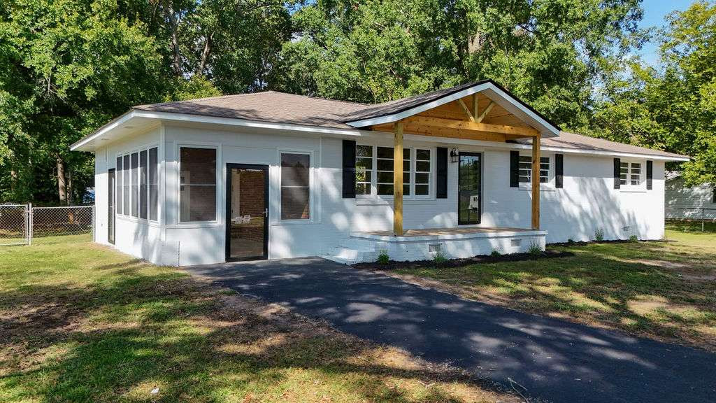 101 Skyland Drive — photo
