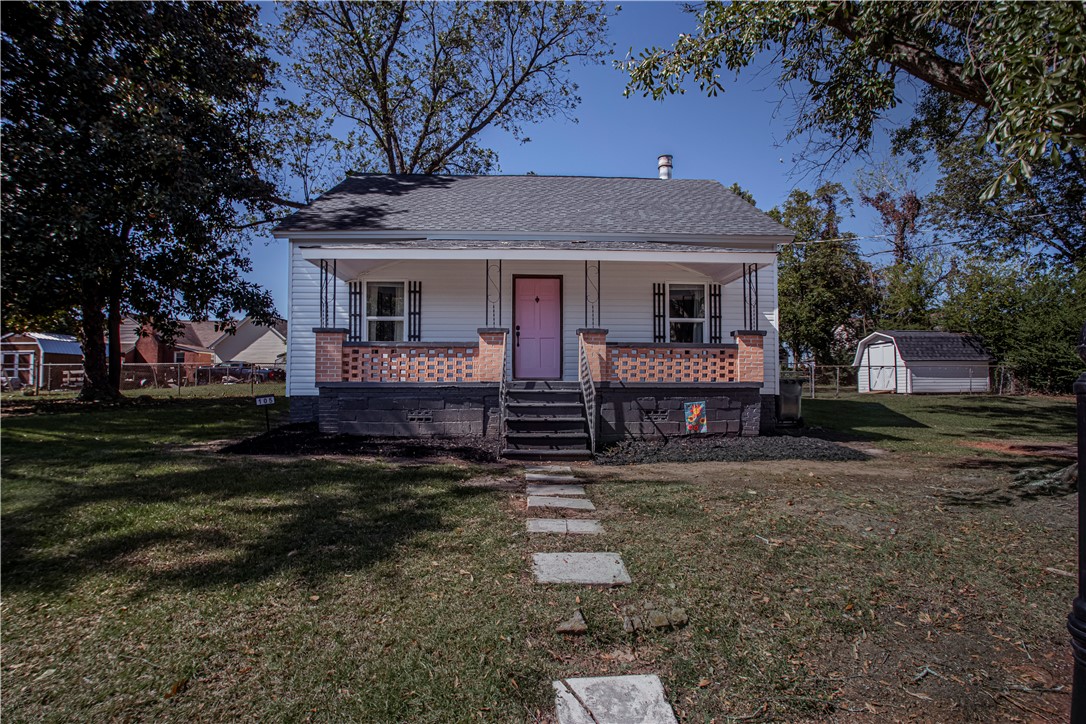 105 League Street — photo