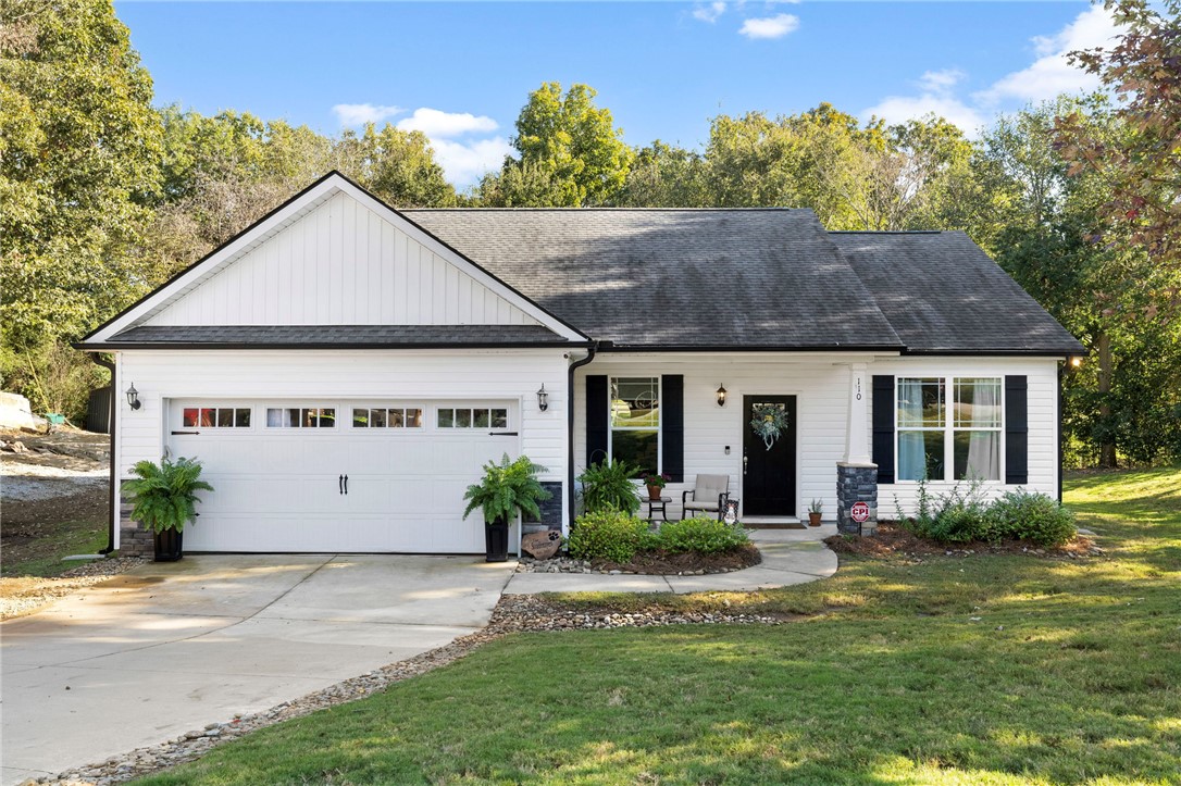 110 Bentwood Drive — photo