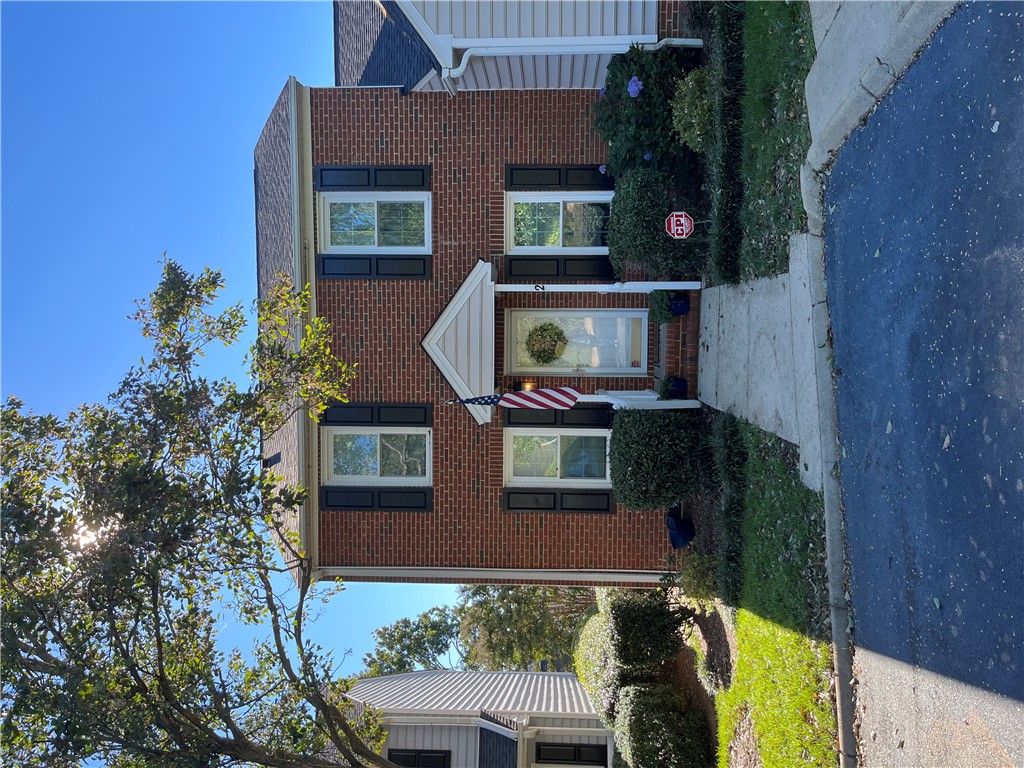 40 Wood Pointe Drive Drive Unit 2 — photo