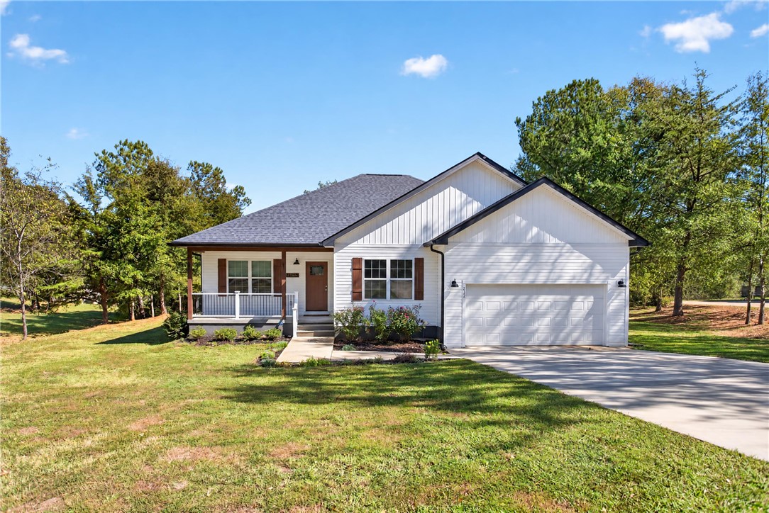 232 Bridgeview Drive — photo