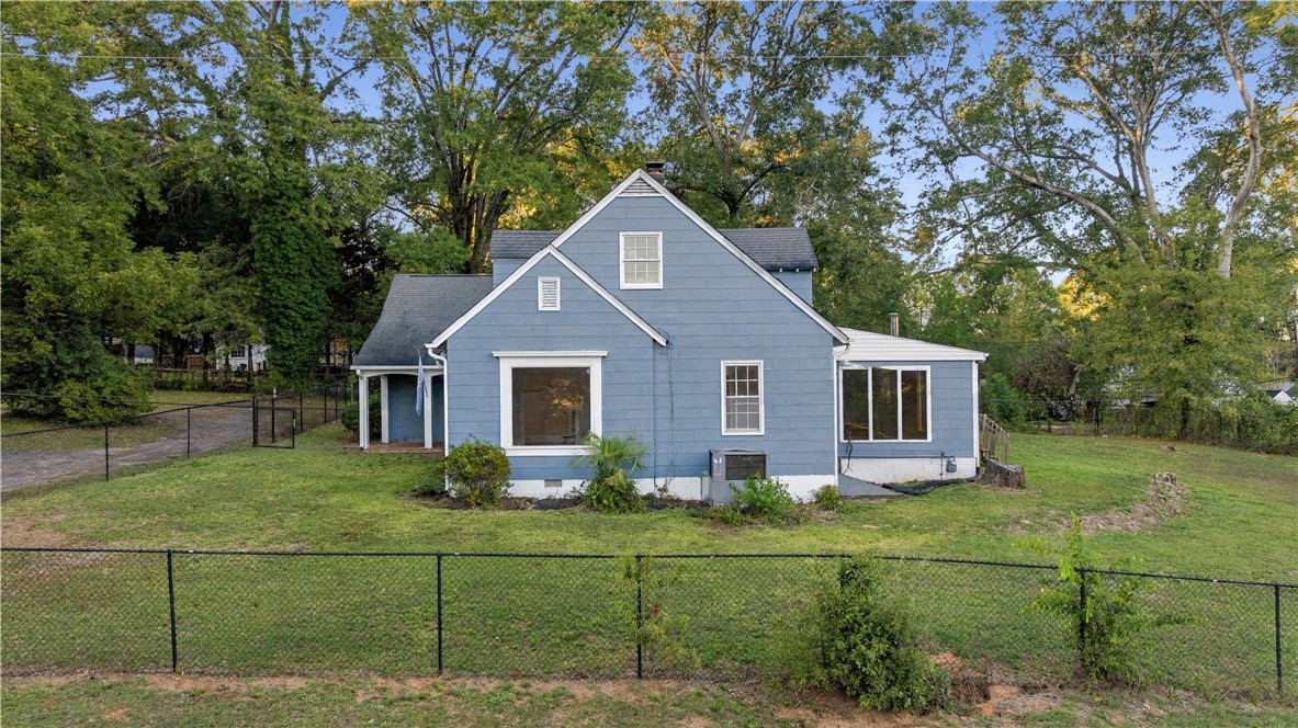 23 Gilmer Drive — photo
