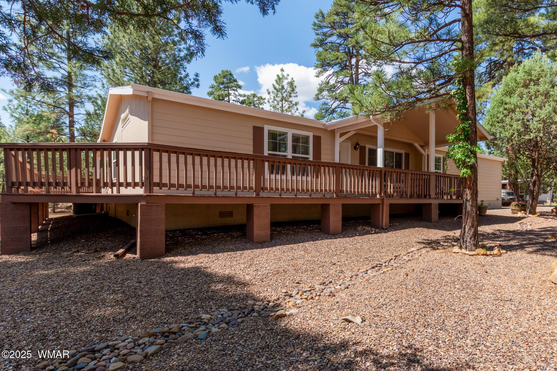 2884 Pine Rim Road — photo