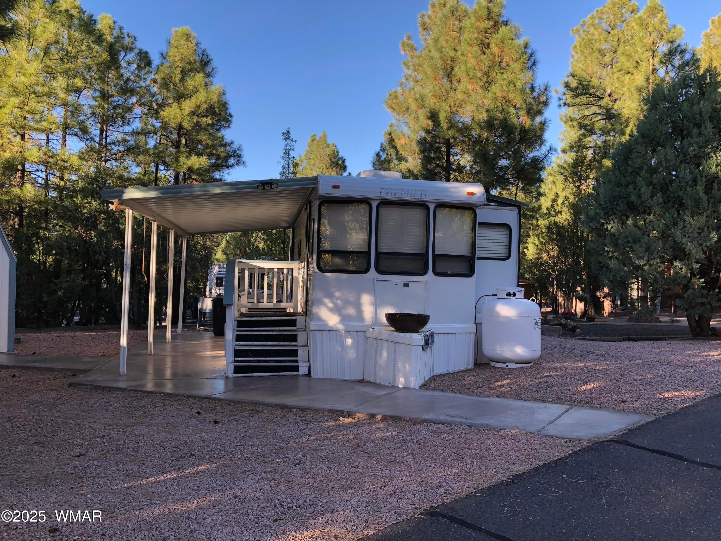 2170 E Hanging Tree Trail — photo