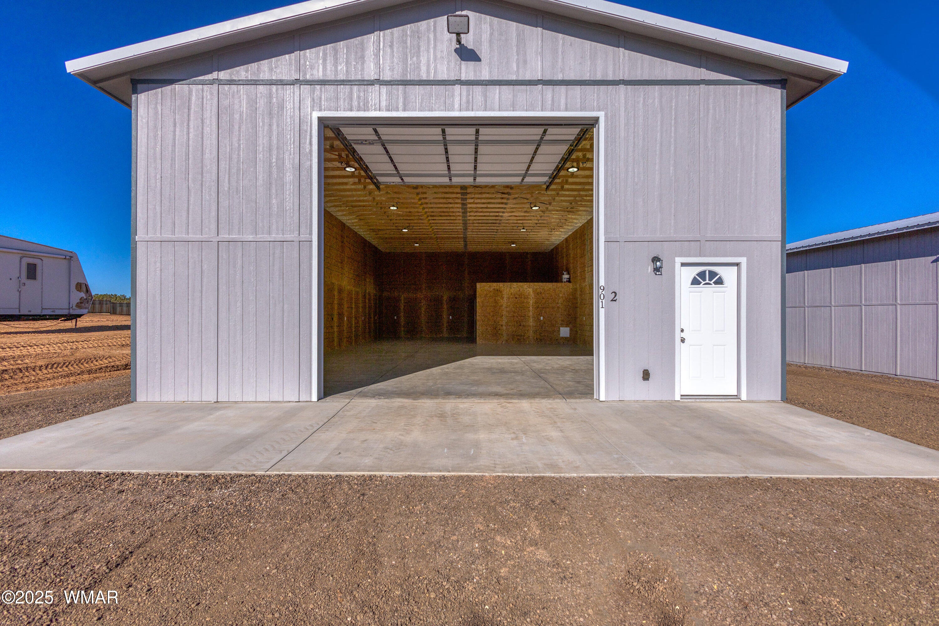 901 W Airport Unit 2 Loop 2 — photo