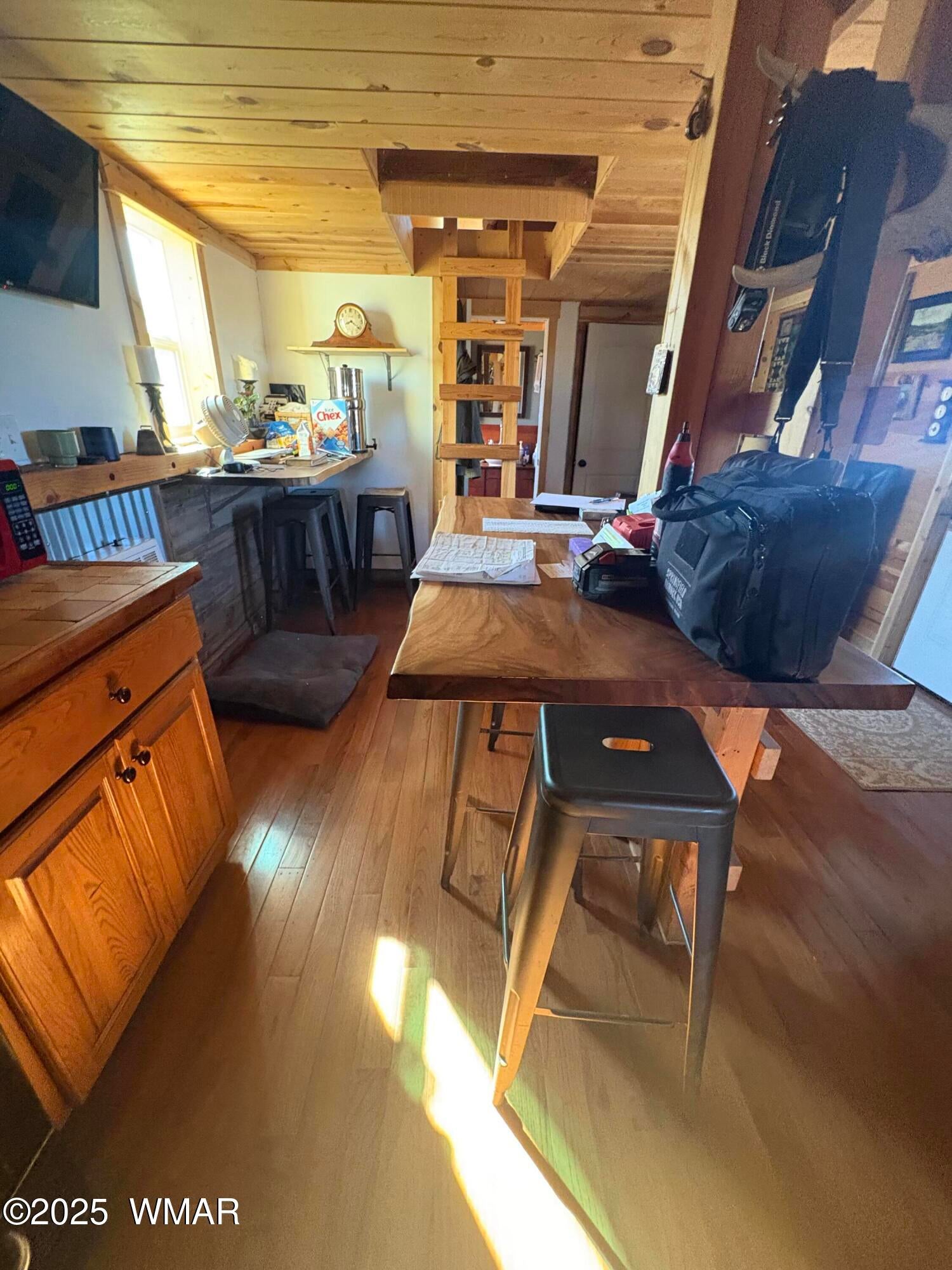 219 North 8716 — photo