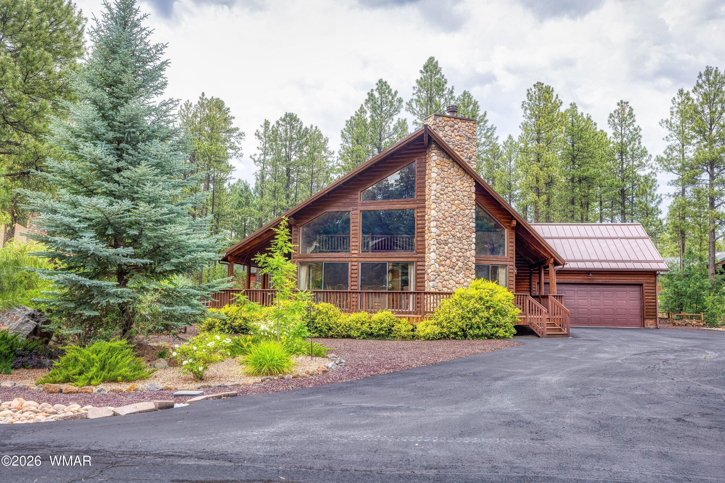 8496 Pine Wood Drive — photo
