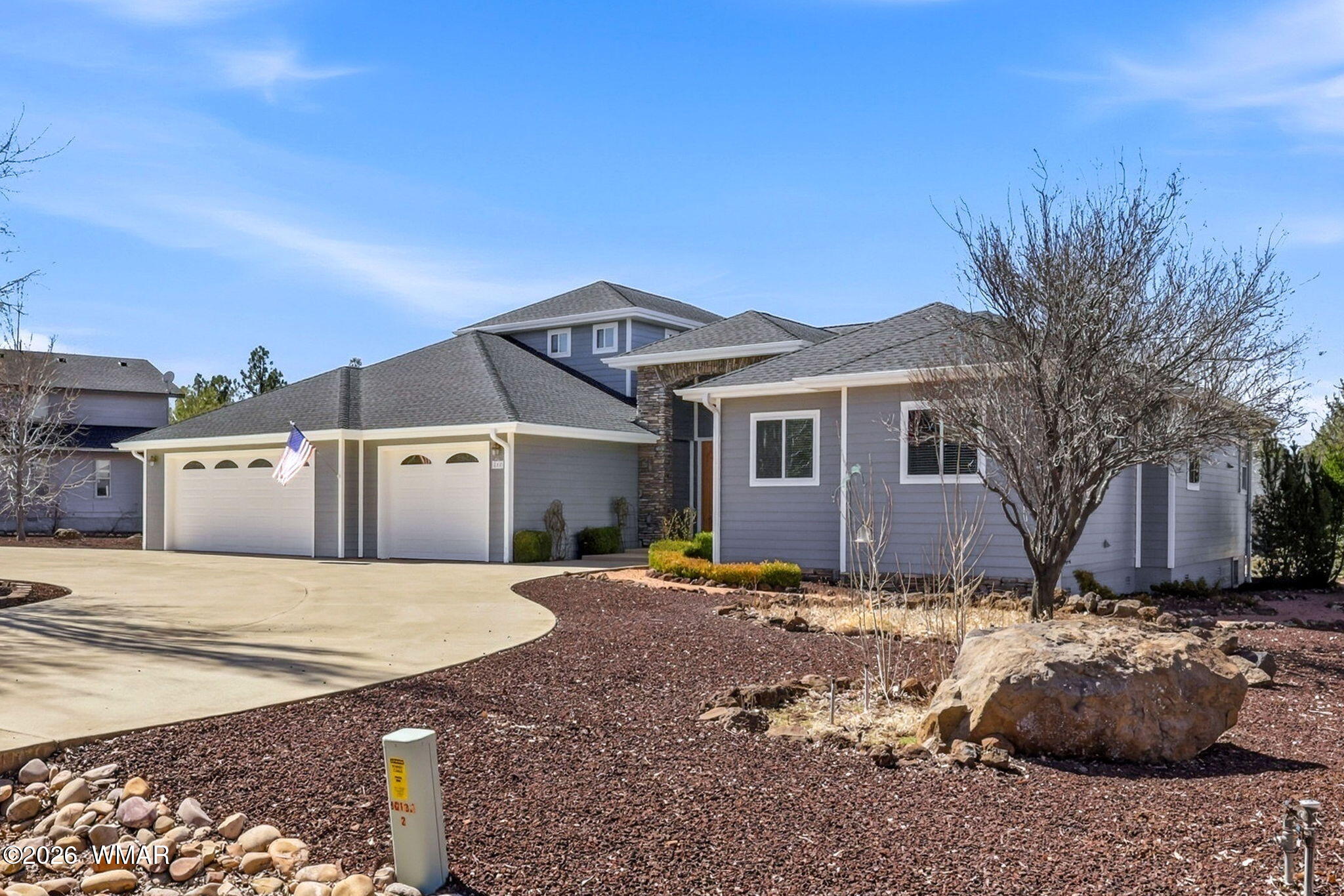 880 Rainbow View Drive — photo