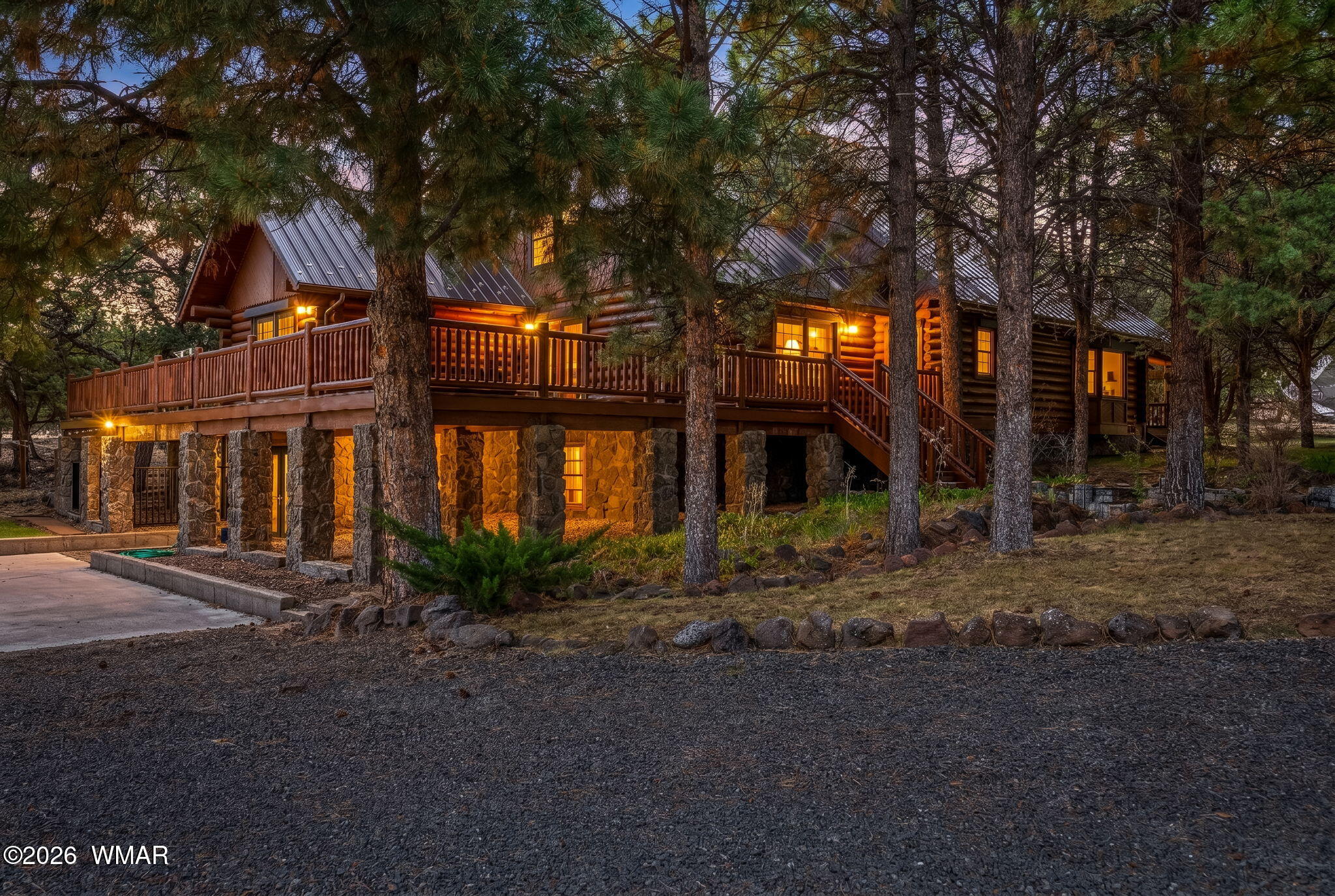 1425 S Amity Lane — photo