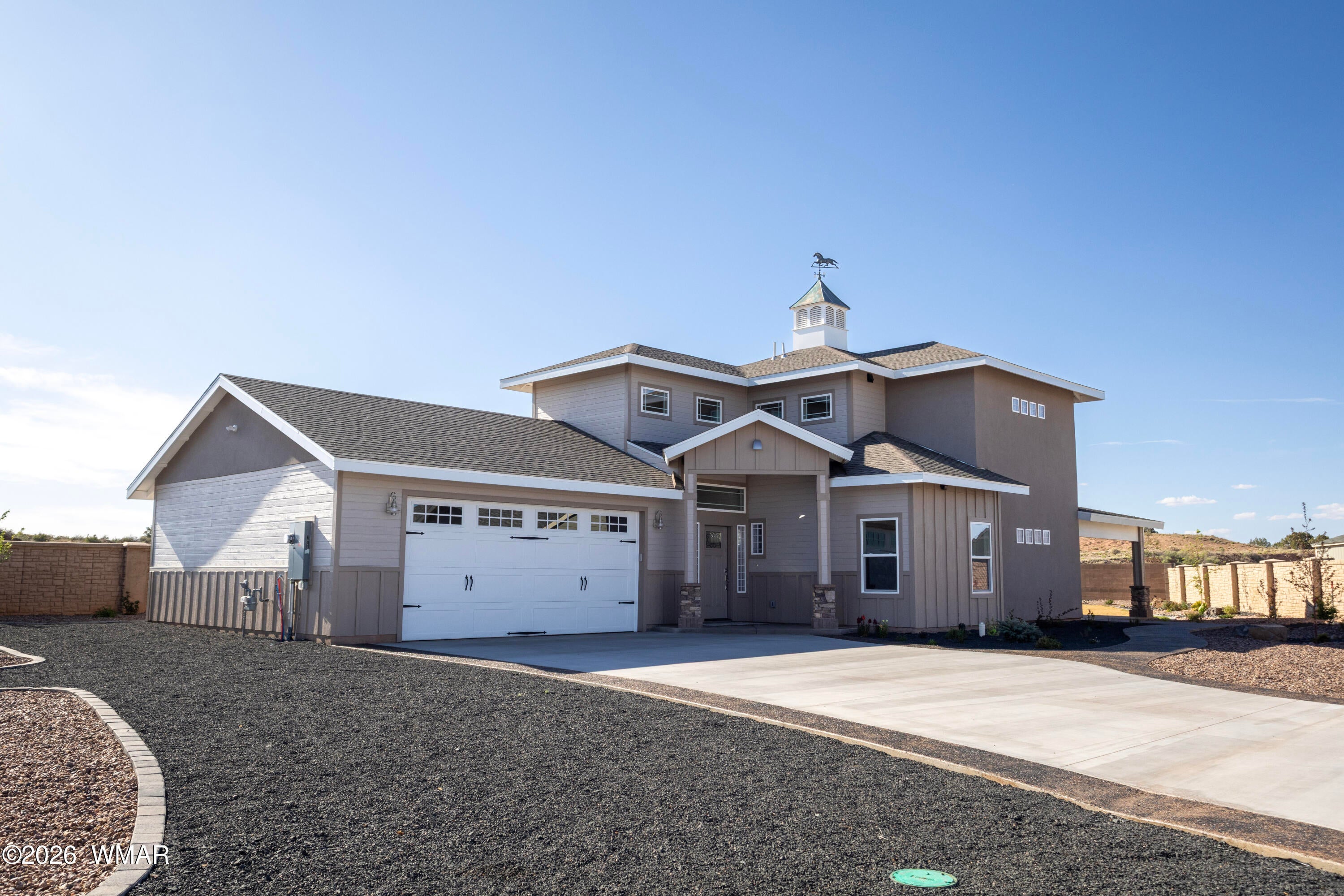 1020 N Hillshire Circle — photo