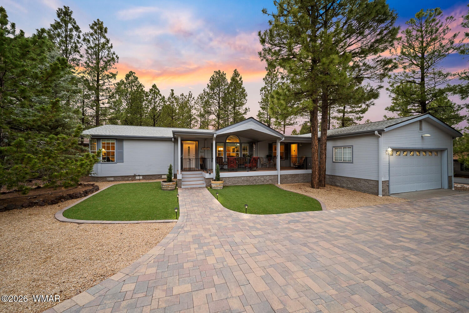 2060 W Pine Grove Drive — photo