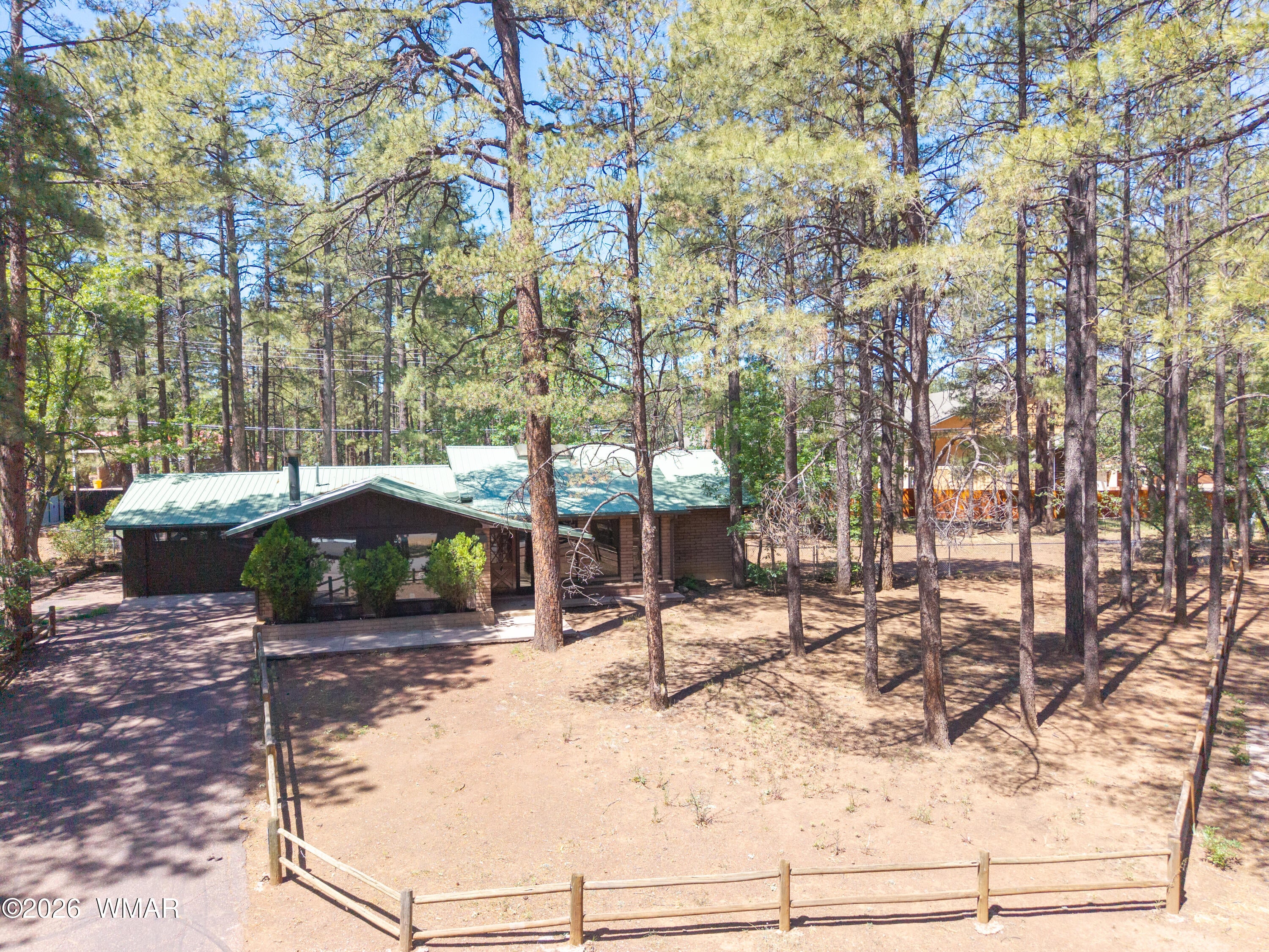 576 S Evergreen Drive — photo