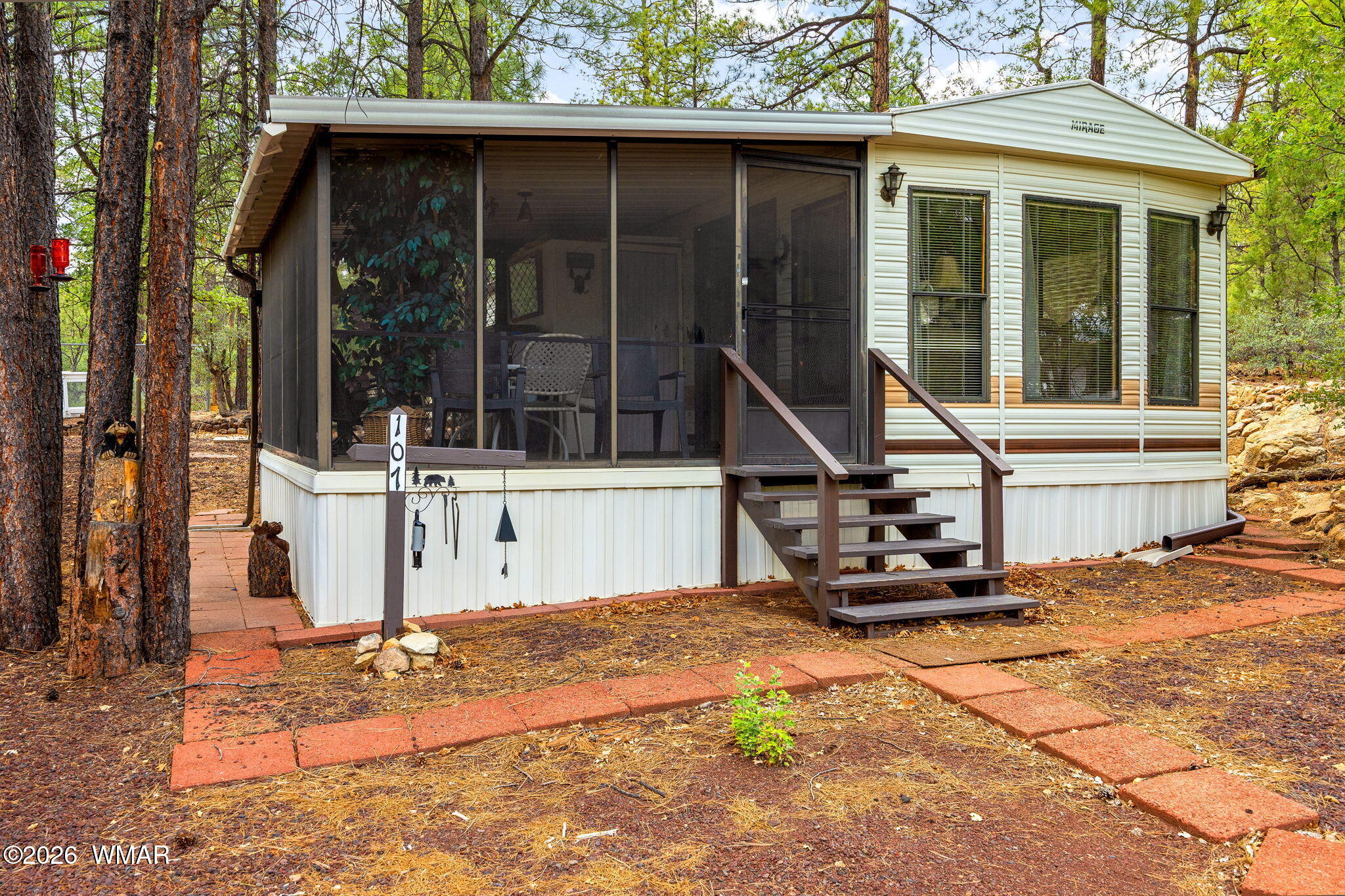 2800 S White Mountain Road — photo