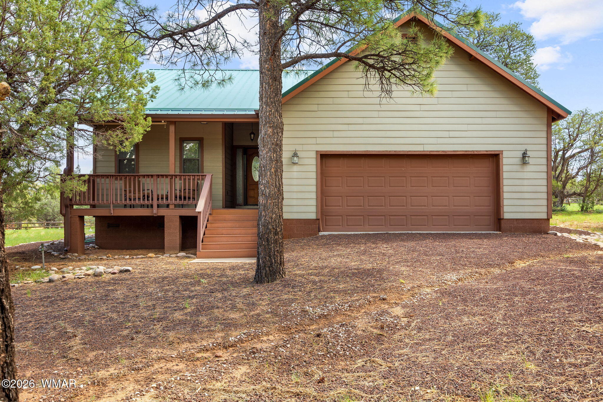 2242 Grizzly Drive — photo