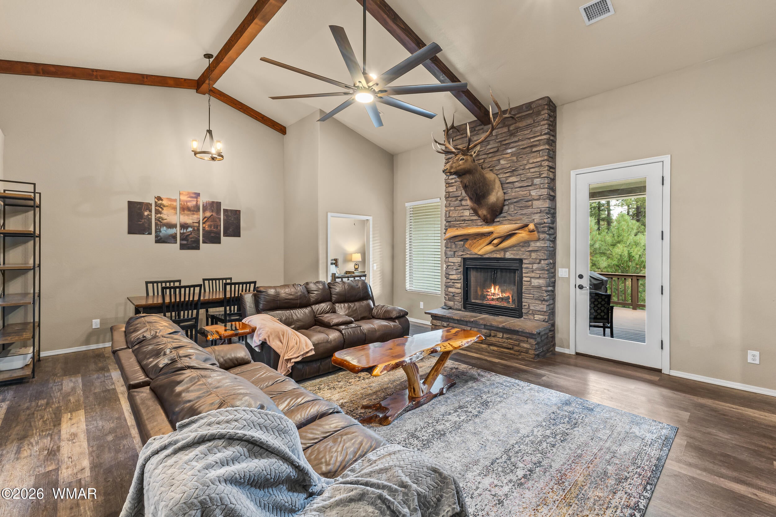 841 W Yeager Lane — photo